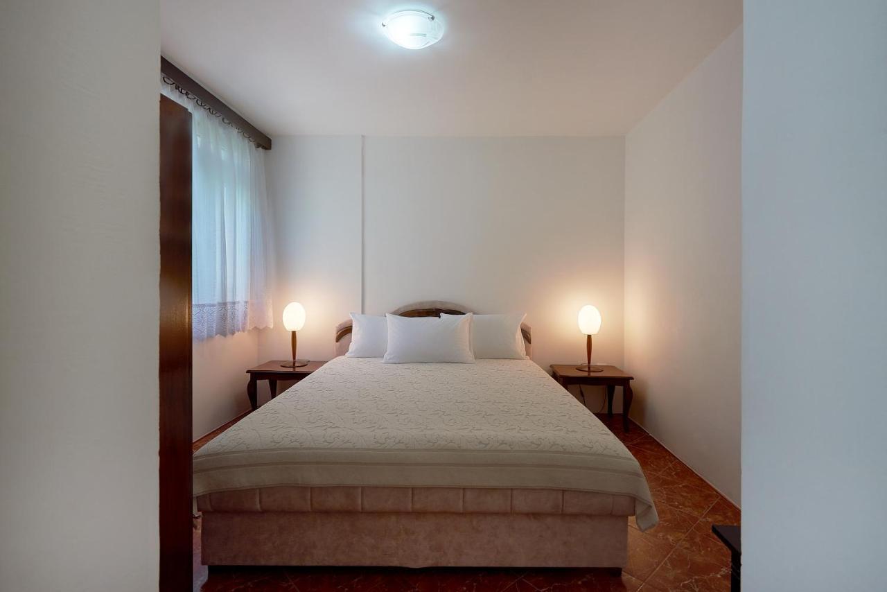 Apartmani Kuca U Maslinama Sveti Stefan Kültér fotó