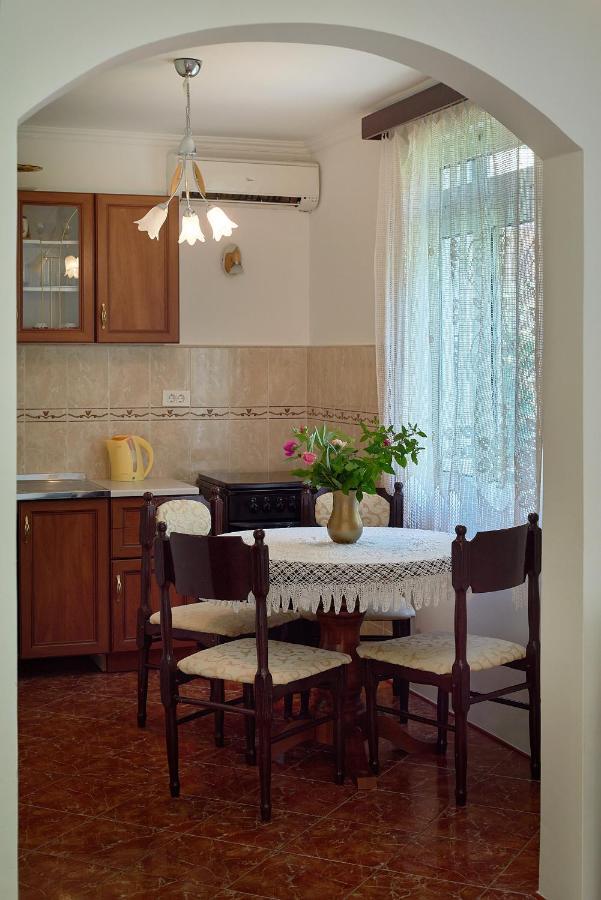 Apartmani Kuca U Maslinama Sveti Stefan Kültér fotó