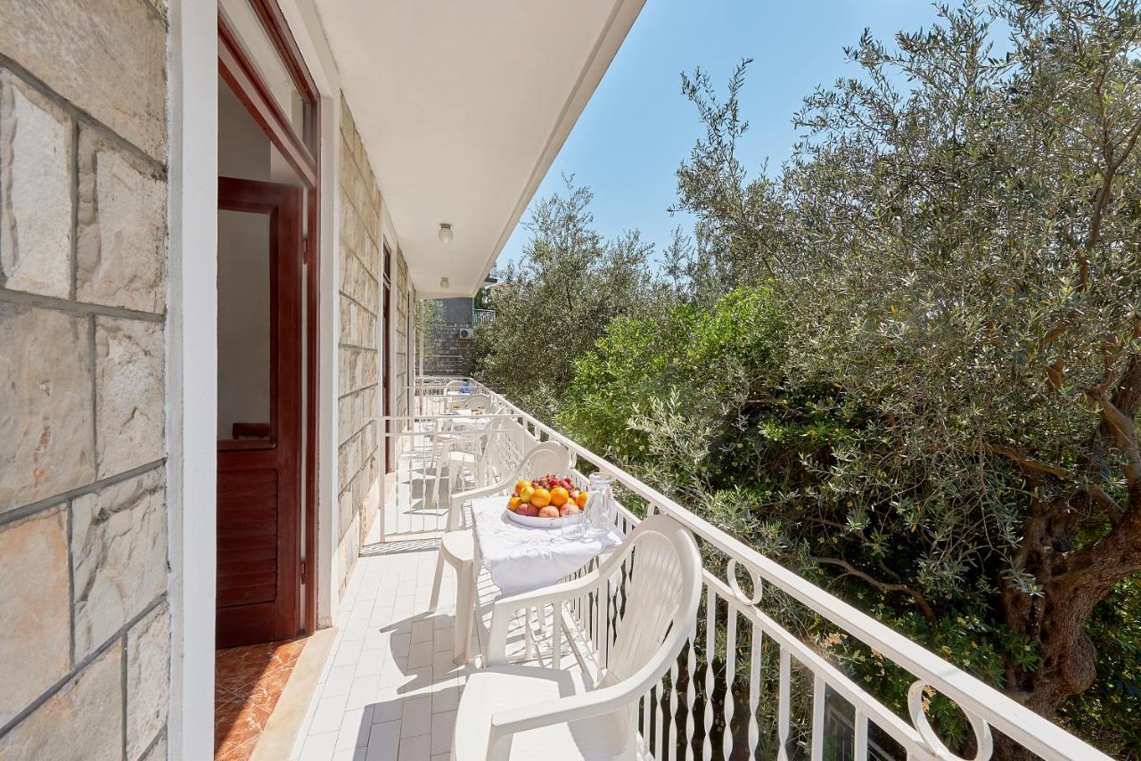 Apartmani Kuca U Maslinama Sveti Stefan Kültér fotó