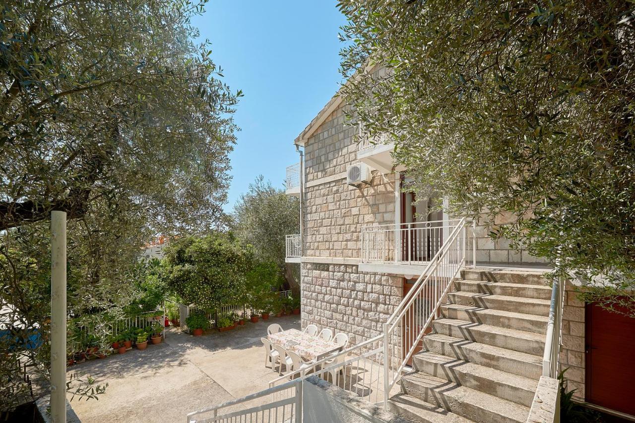 Apartmani Kuca U Maslinama Sveti Stefan Kültér fotó